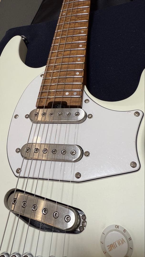 Ibanez ICHI10 IchikaNito model ストラップ付 新同Ibanez ICHI10-VWM