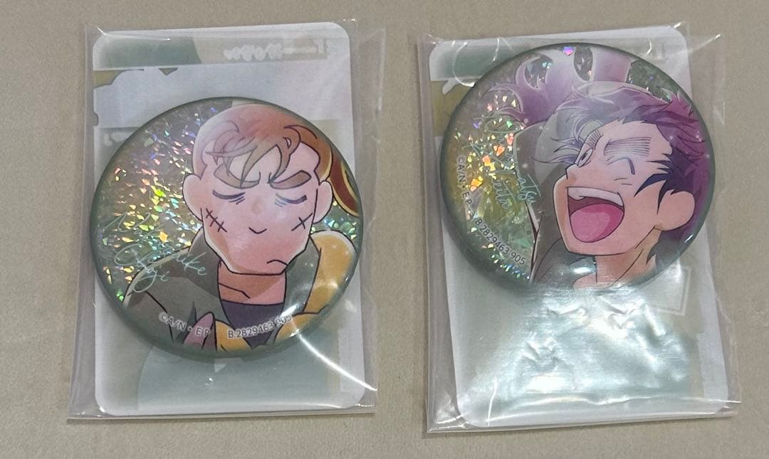 忍たま乱太郎 彩色キラキラ缶バッジ 中在家長次 七松小平太 - メルカリ