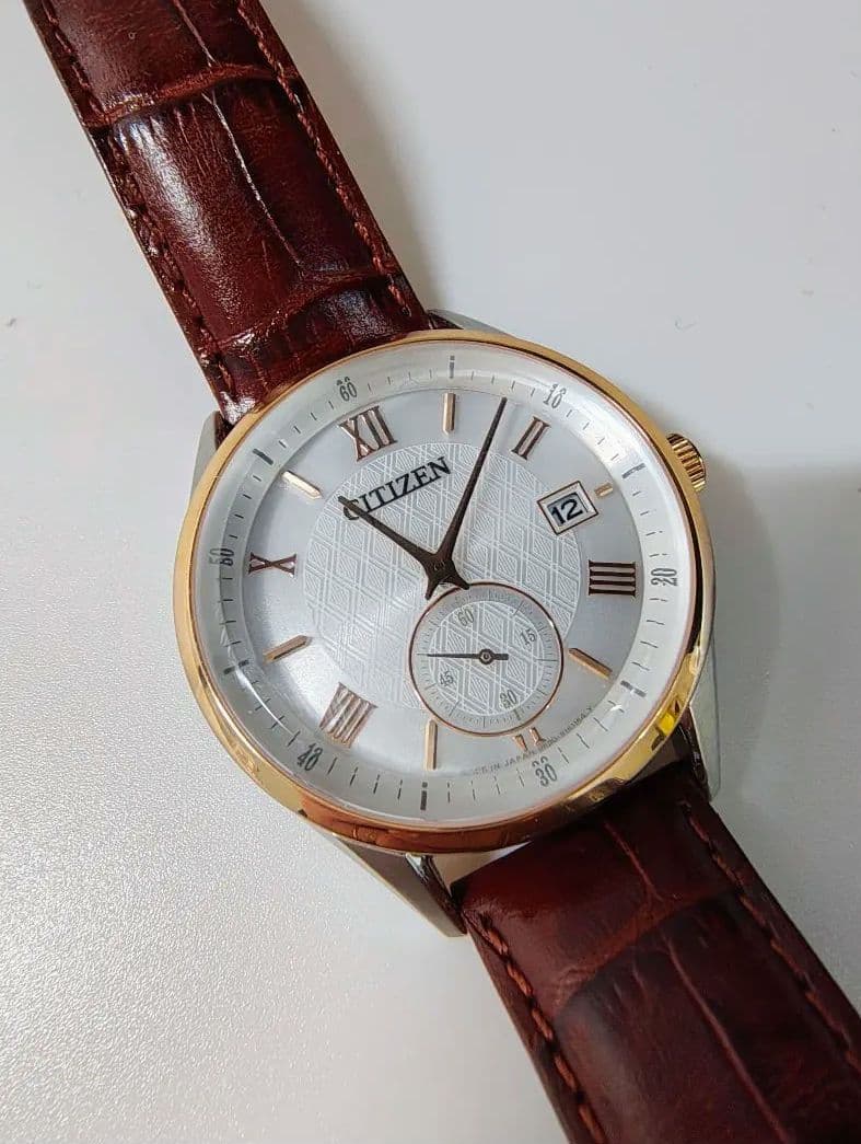 CITIZEN 腕時計レザー/SLV/B690-S117526　エコドライブ