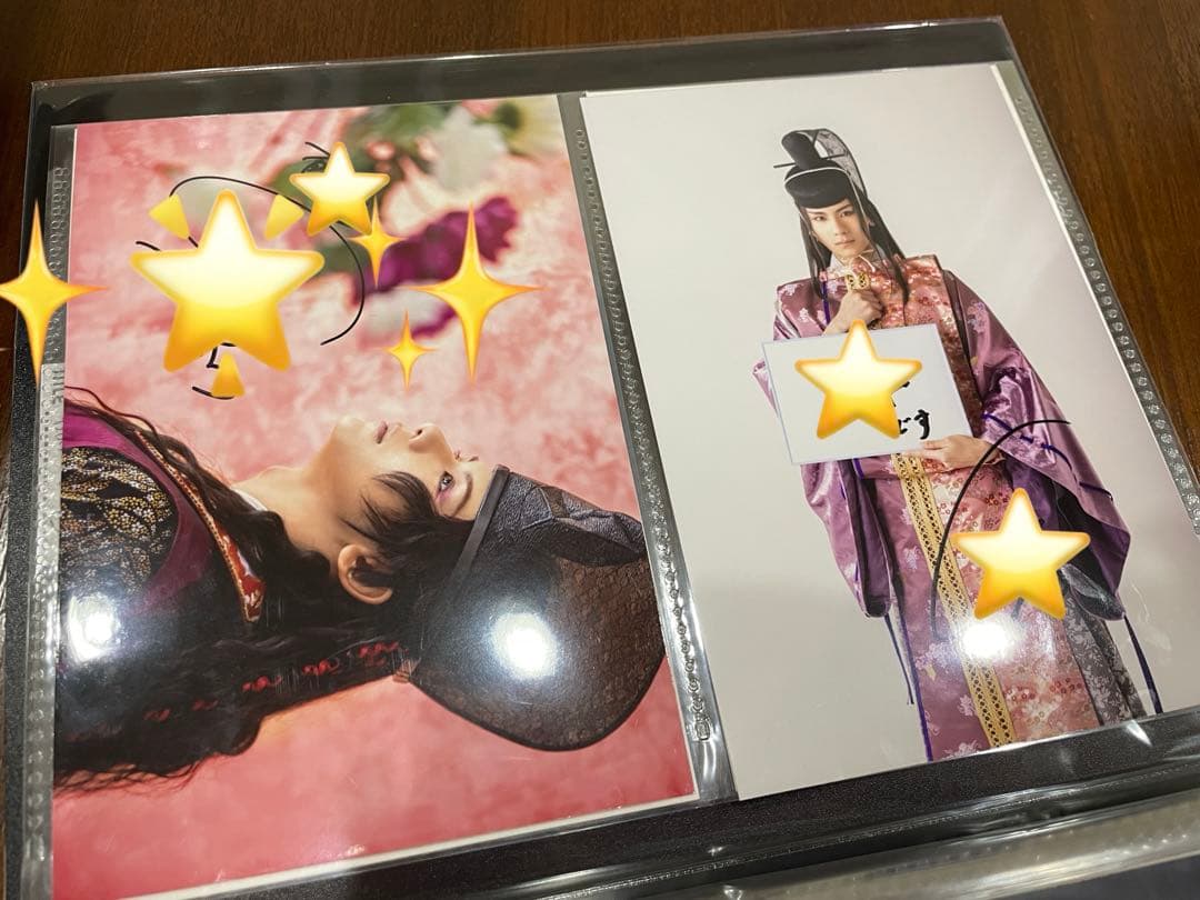 松田岳グッズセット！直筆サイン17枚、アクスタ、パンフレット、缶