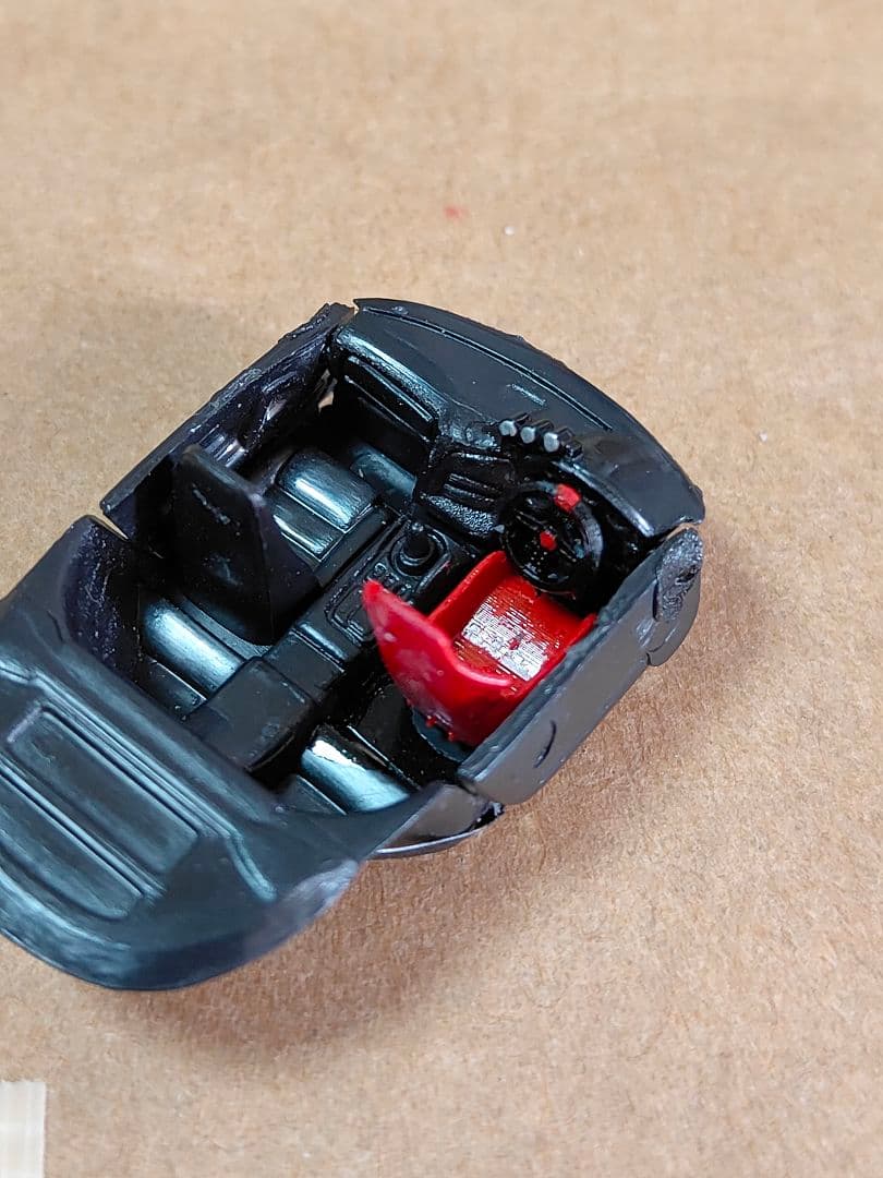 トミカ改造 マツダ RX7 ドリ車仕様 フルエアロ 赤 深リムホット