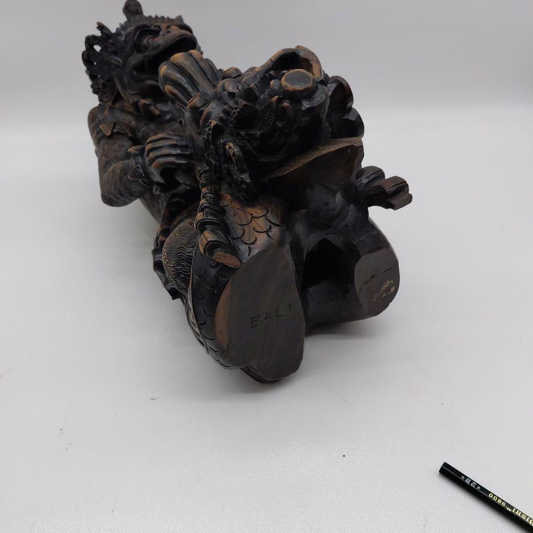 バリ ハヌマーンと龍 黒檀彫刻 - メルカリ