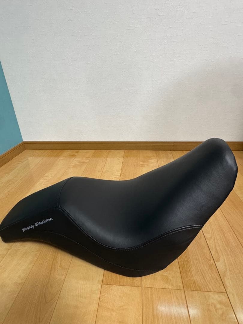 Harley Davidson シート 黒