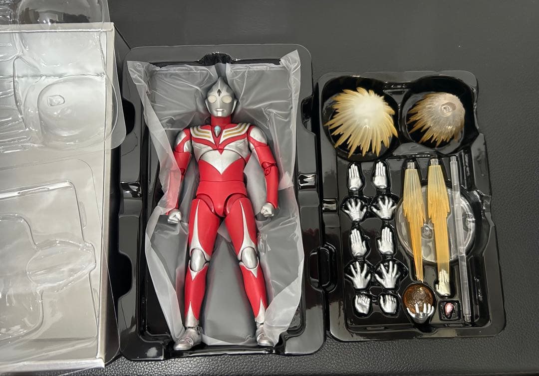 S.H.Figuarts（真骨彫製法）ウルトラマンティガ　パワータイプ
