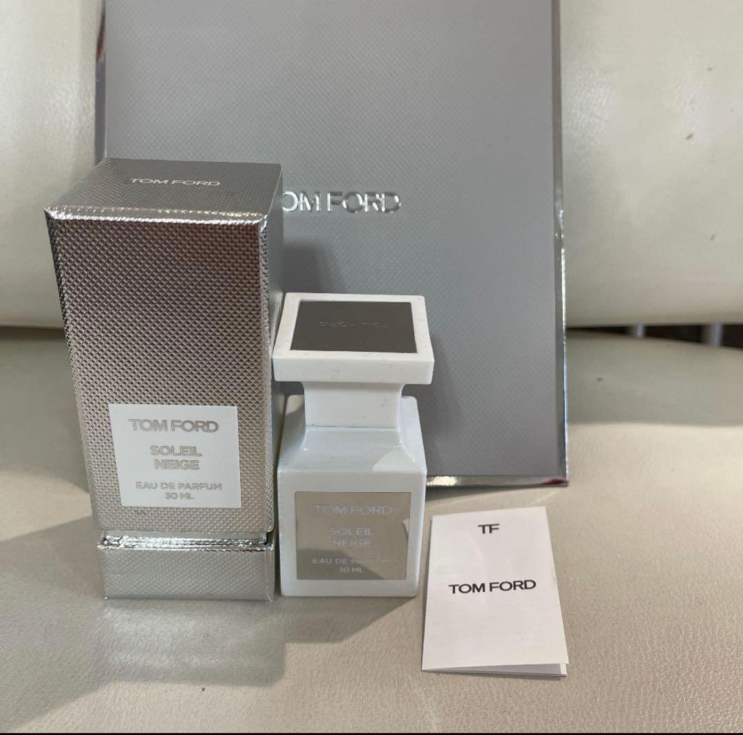 ソレイユネージュオードパルファムスプレィ30ml トムフォード　ほぼ新品