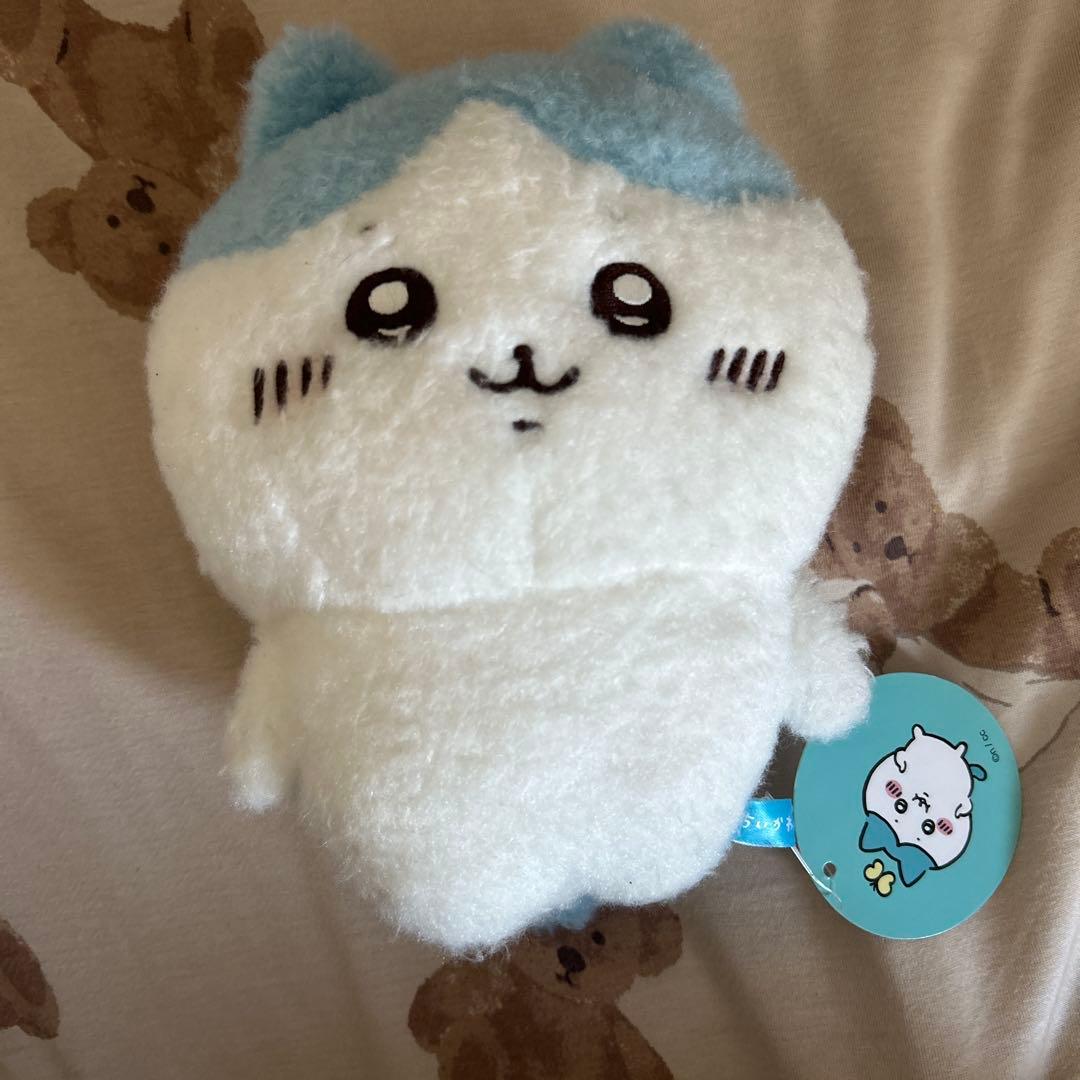 ちいかわ ほわほわぬいぐるみS 立ちポーズハチワレ - メルカリ