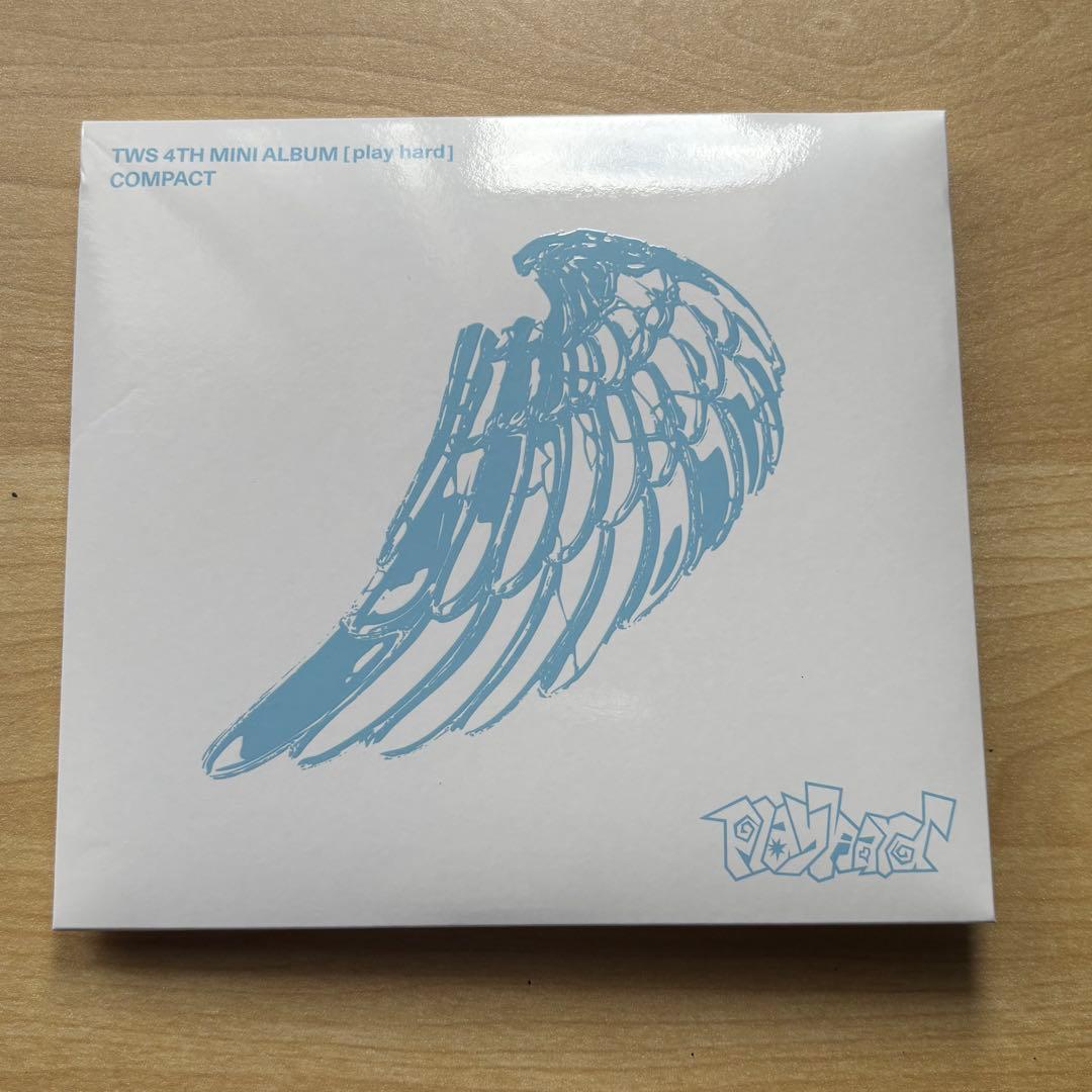 TWS play hard compact - メルカリ