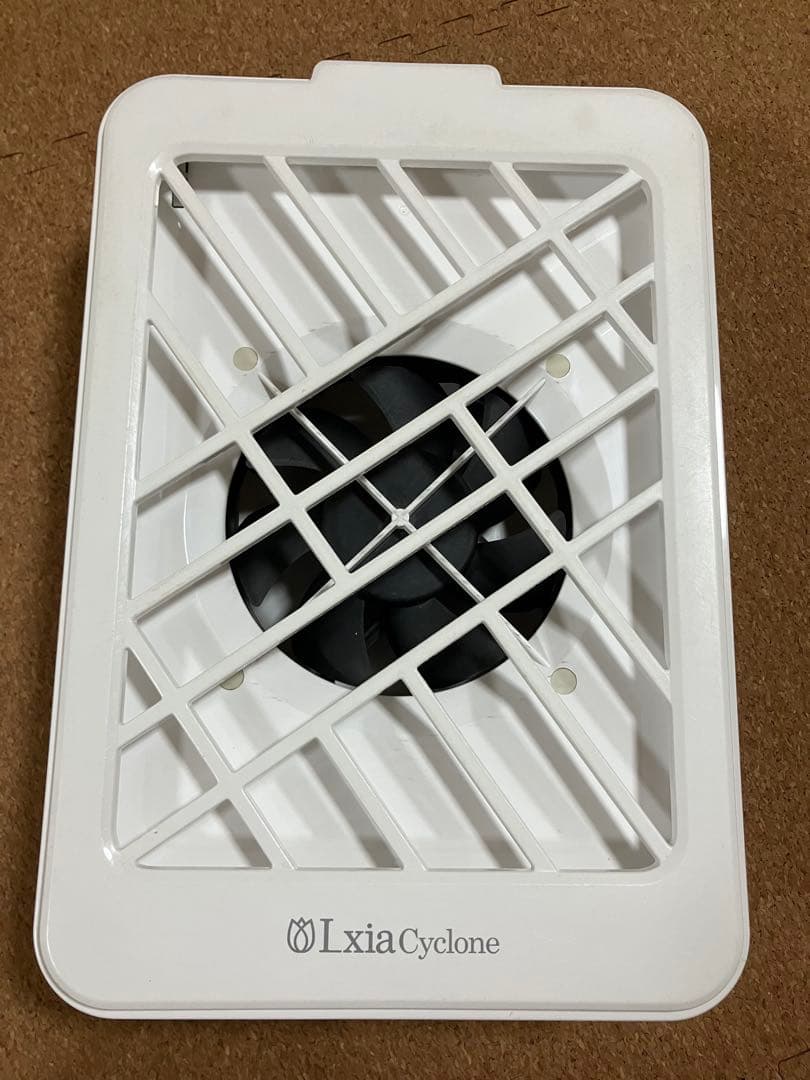 レクシアサイクロン　ネイル集塵機