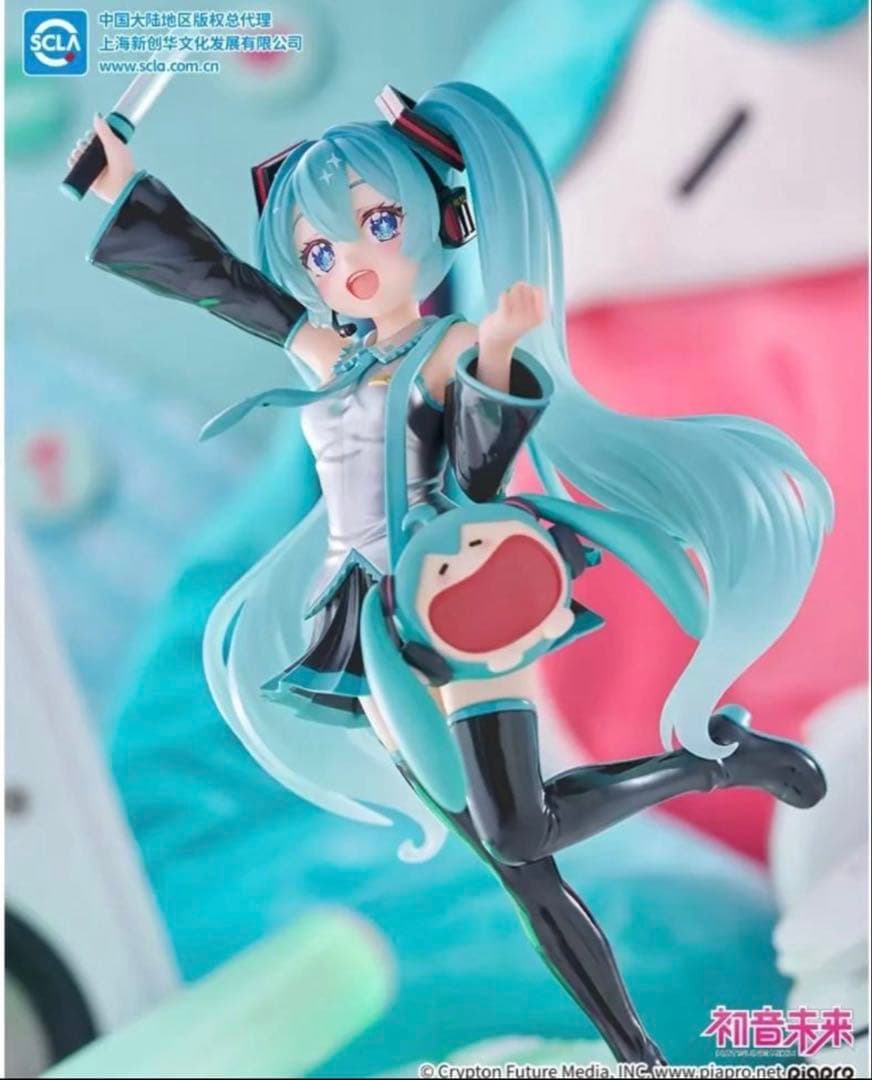 FuryuTENITOL 初音ミクUWAふわふわ笑顔痛バッグver. フィギュア ふわふわの痛バッグを背負った初音ミクがTENITOLブランドから