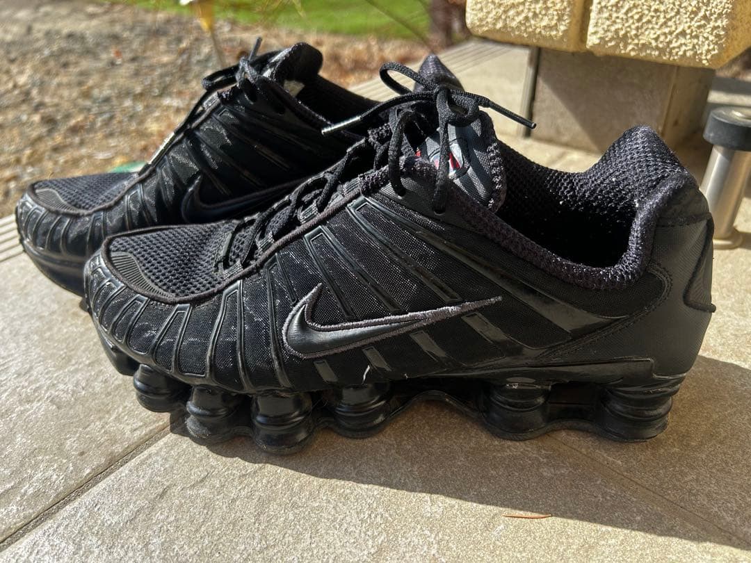 Nike ショックスブラック スニーカー