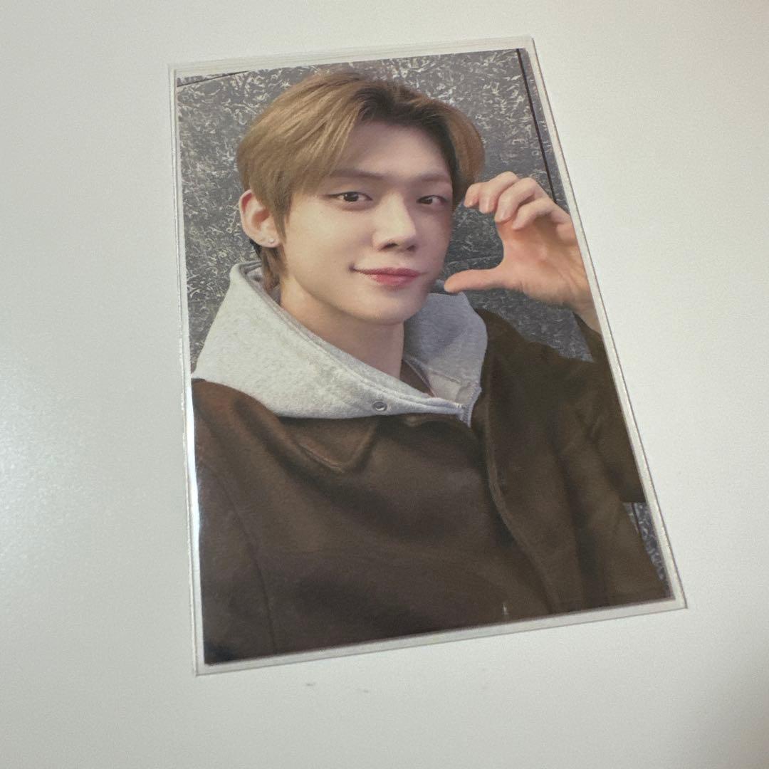 TXT ヨンジュン MOAZONE トレカ - メルカリ