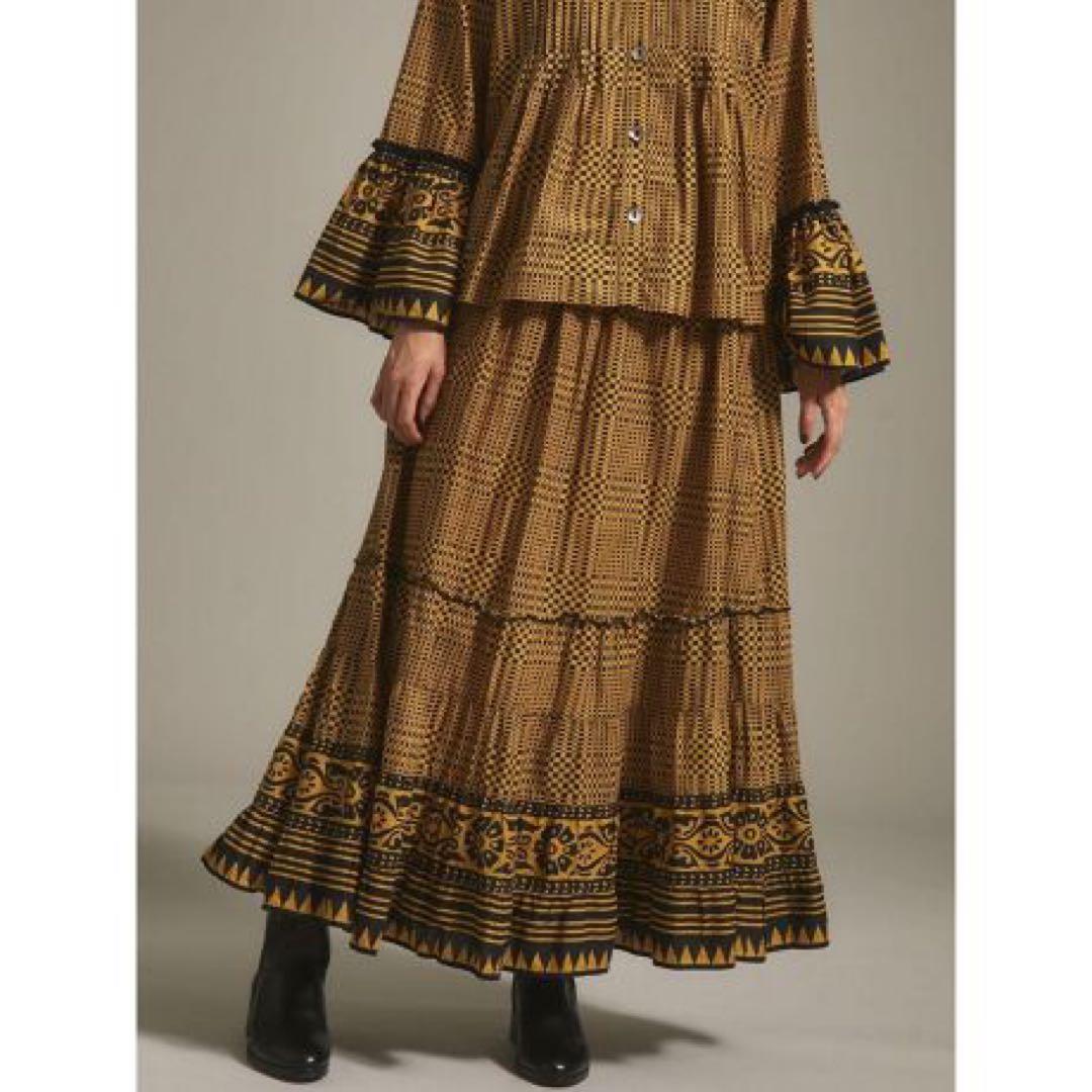 ヤマダヤ　Ampleエスニック調コットンフレアスカート 幾何学模様スカート