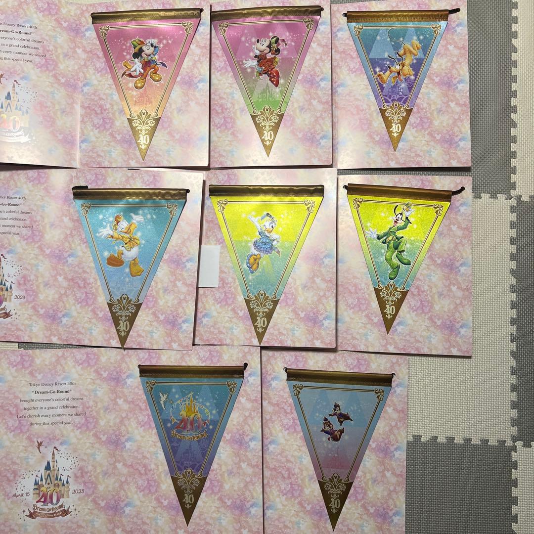 ディズニー40周年タペストリー　両面ハトメあり　全キャラ8種類セット デコレーションマグネットセット（ディズニー40周年グッズ