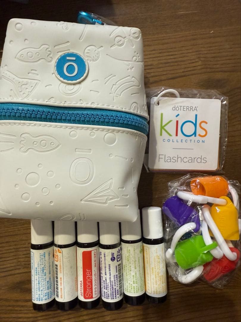 新品未開封 ドテラ doTERRA キッズコレクション