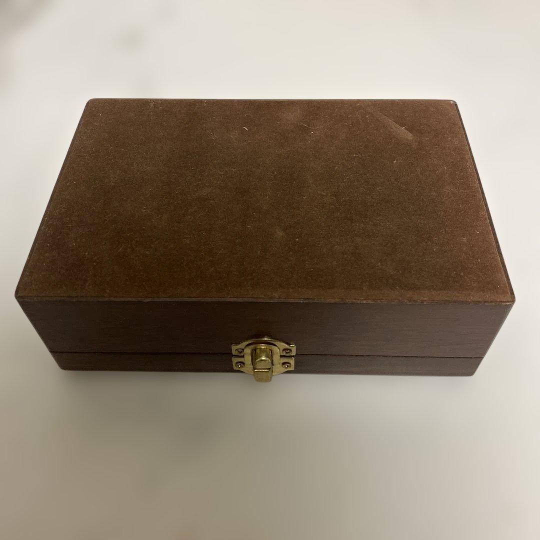 未使用マリリンモンロー没後30年記念トランプ木製トランプケース 米国国章