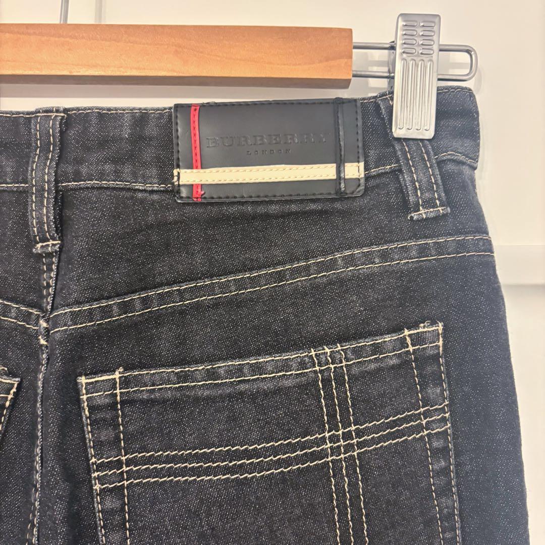 BURBERRY LONDON ストレートデニムパンツ 36 - メルカリ