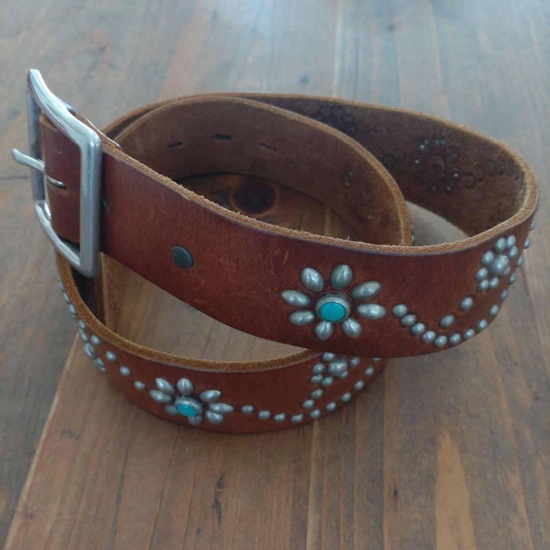 HTC スタッズ ブラウン レザーベルト - 小物買う