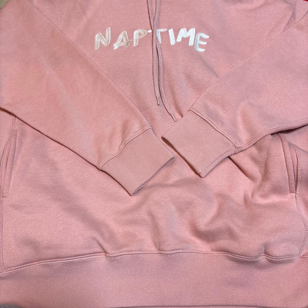 ナップタイム naptime. Nissy パーカー イエロー ピンク - メルカリ
