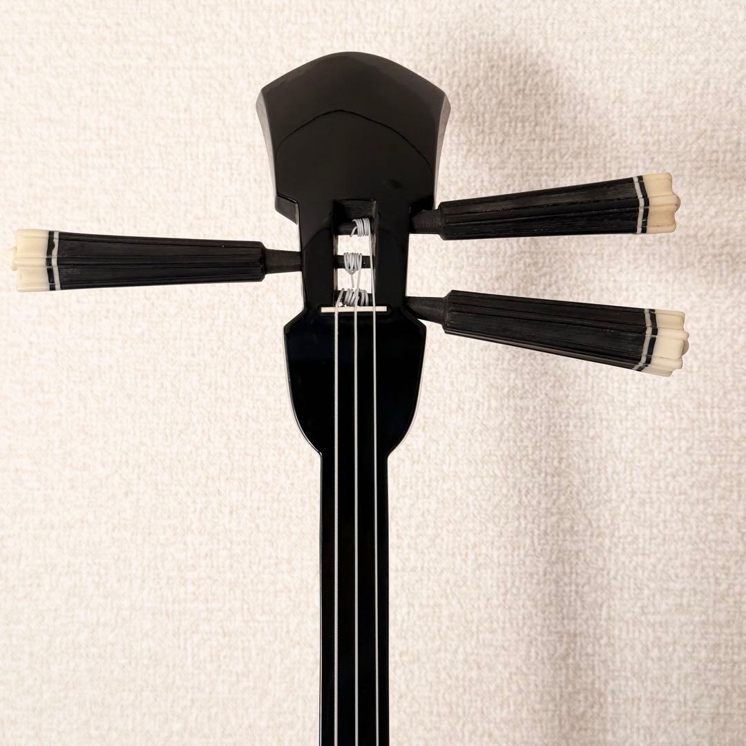 沖縄三線□上等黒木□本皮一枚張り 真壁型 黒檀 カミゲン - メルカリ