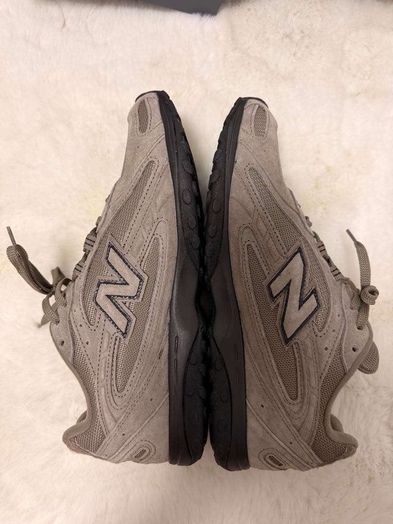 靴 New Balance Lunar New Year 204L