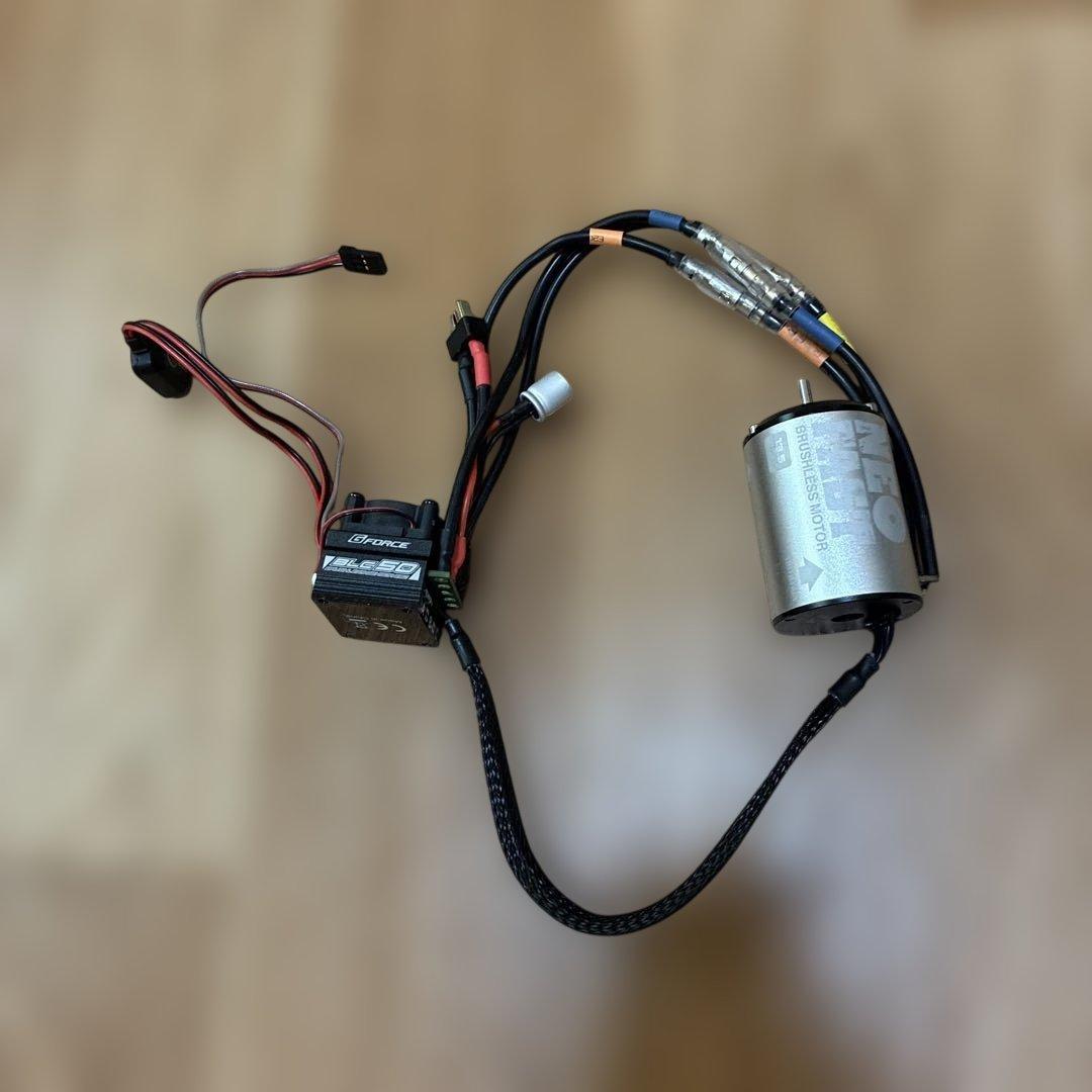 ジーフォースBLC50ブラシレスESC、13.5Tブラシレスモーター　中古