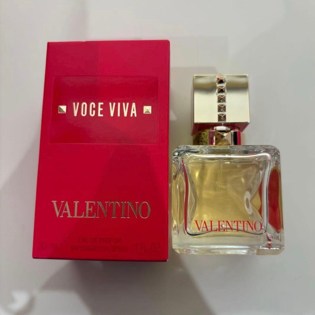 ヴァレンティノ 香水 ヴォーチェヴィヴァ
