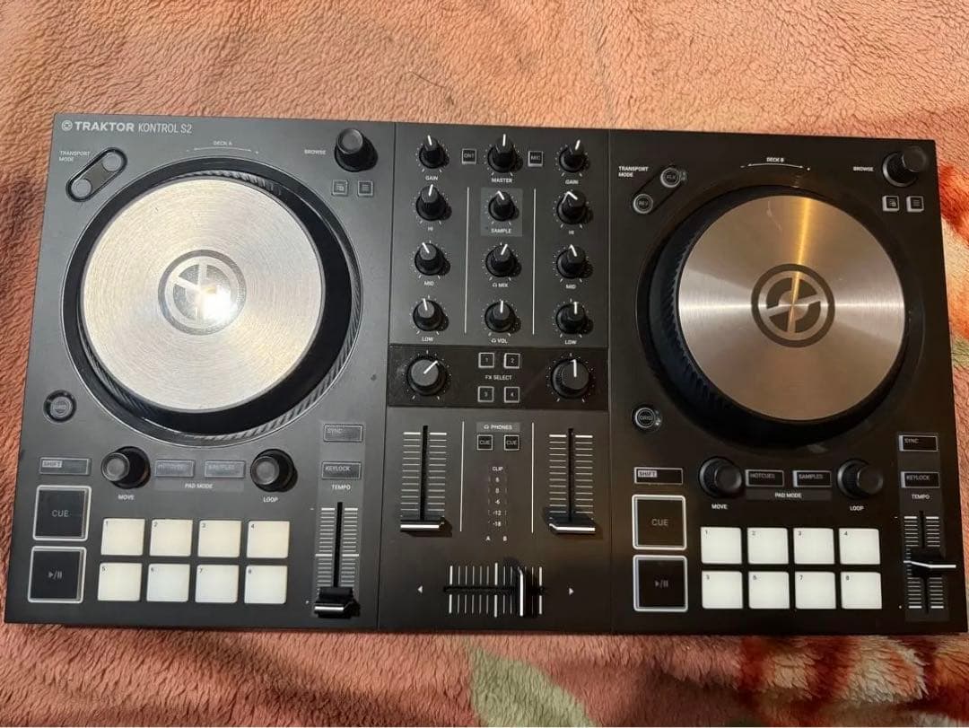 TRAKTOR KONTROL S2 MK3 ソフトウェア付属