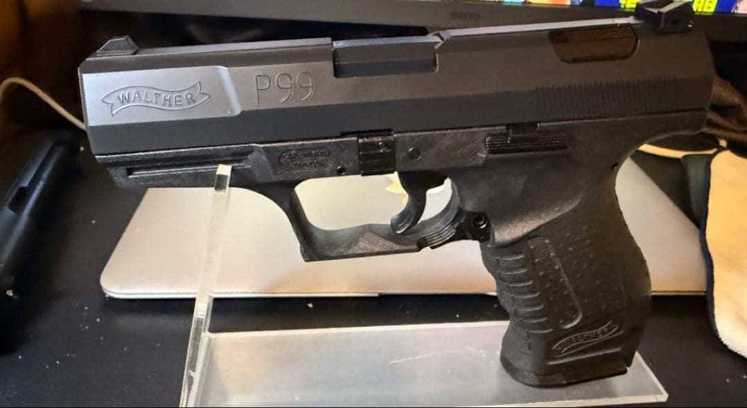 マルゼンワルサーp99 新品同等『箱＋付属品』あり MARUZEN（マルゼン） ガスブローバック ワルサーP99 ブラックモデル