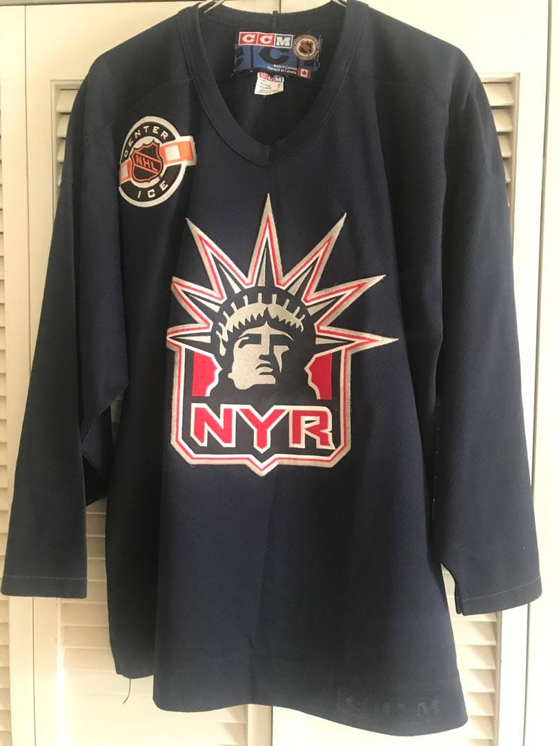 NHLアイスホッケー ニューヨークレンジャース 自由の女神プラクティス