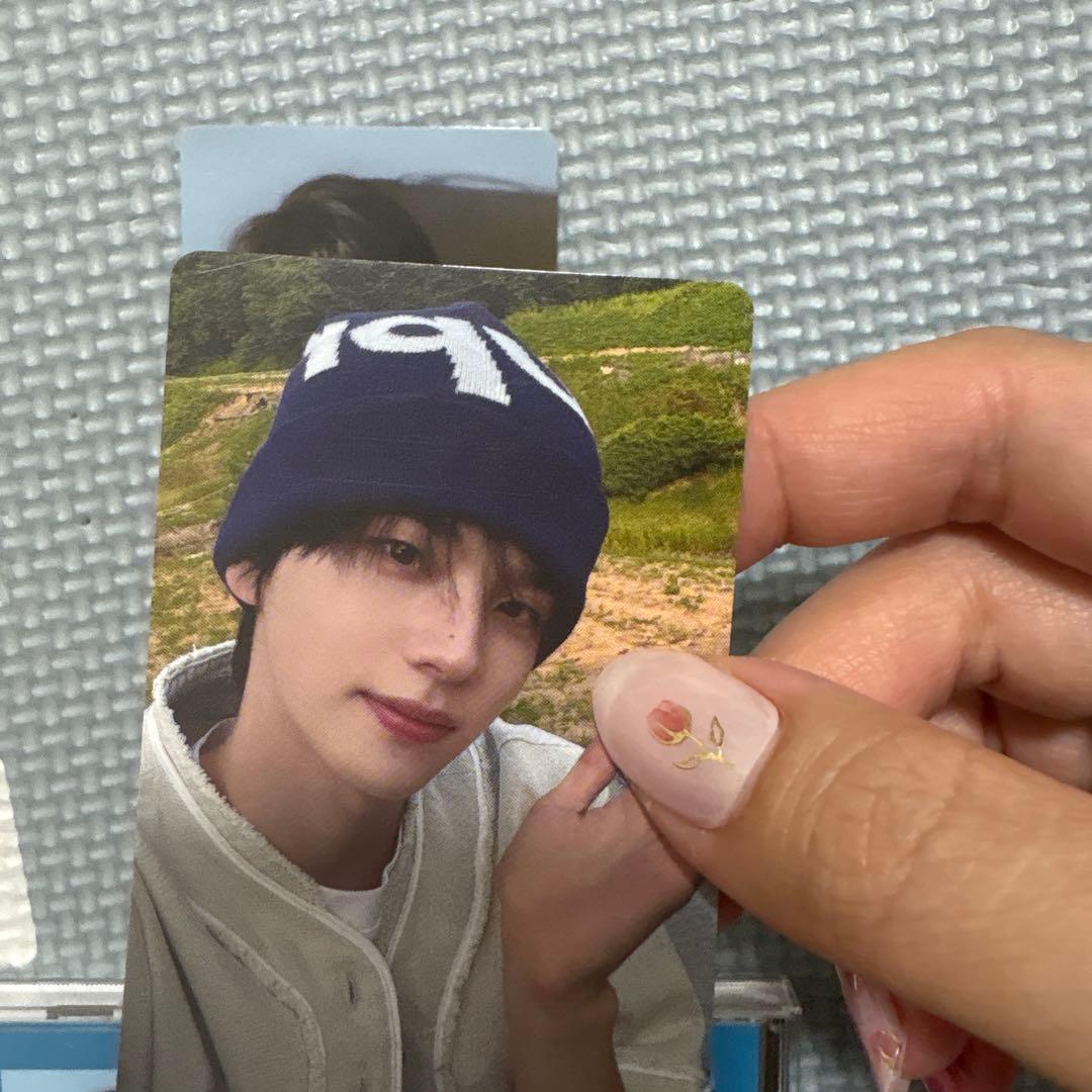 TWS はじめまして シニュ CD デビュー ユニバ 特典 ラキドロ トレカ