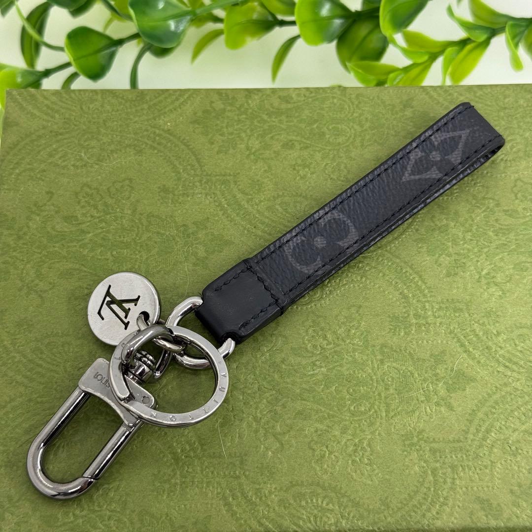 ルイヴィトン ドラゴンヌ LV エクリプス モノ キーリング 079615