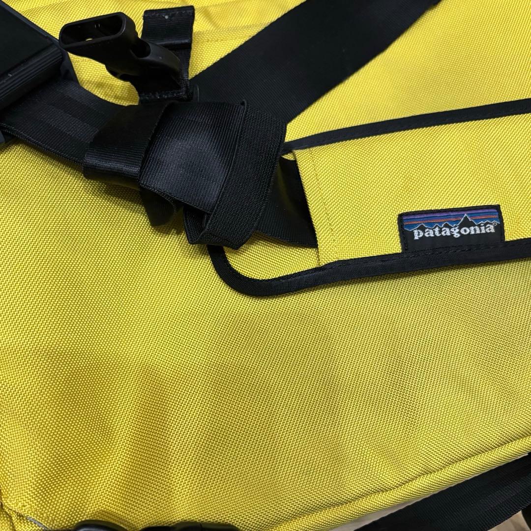 パタゴニア メッセンジャーバック ハーフマス y2k archive 黄色 - メルカリ