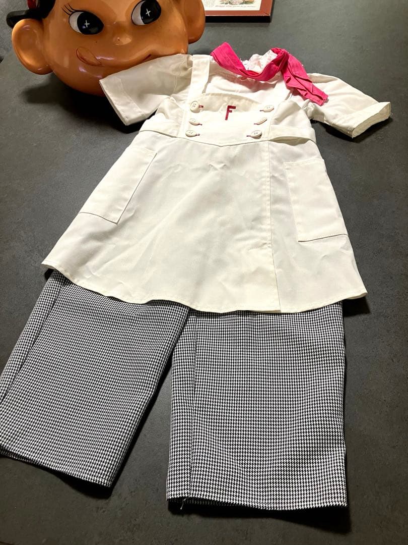 110cm店頭ペコちゃん人形の衣装☆不二家スタッフユニフォーム☆定番☆美品 Amazon.co.jp: 不二家ペコちゃん店頭ペコちゃん人形等身大ペコちゃん