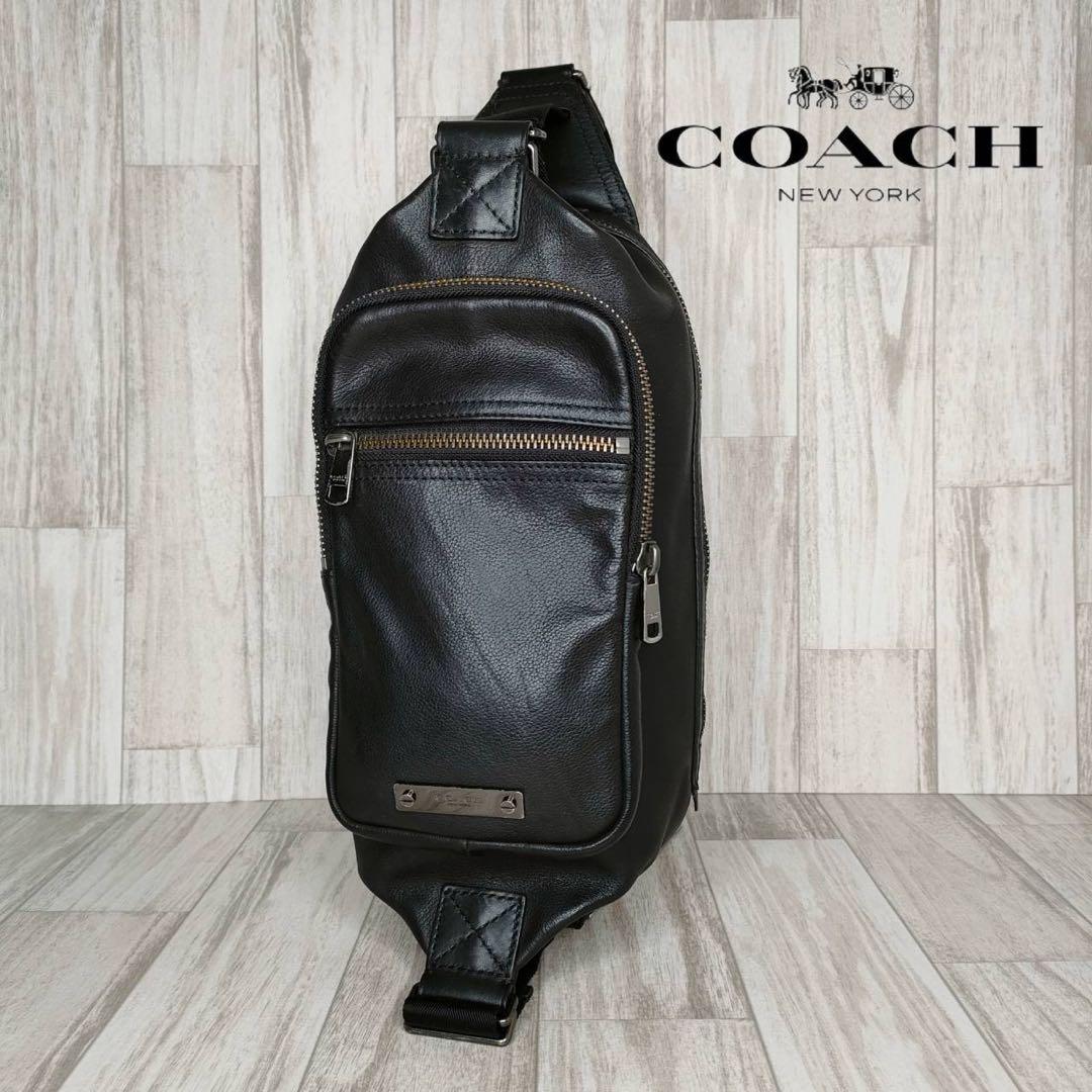 40 COACH コーチ　レザー　ボディーバッグ