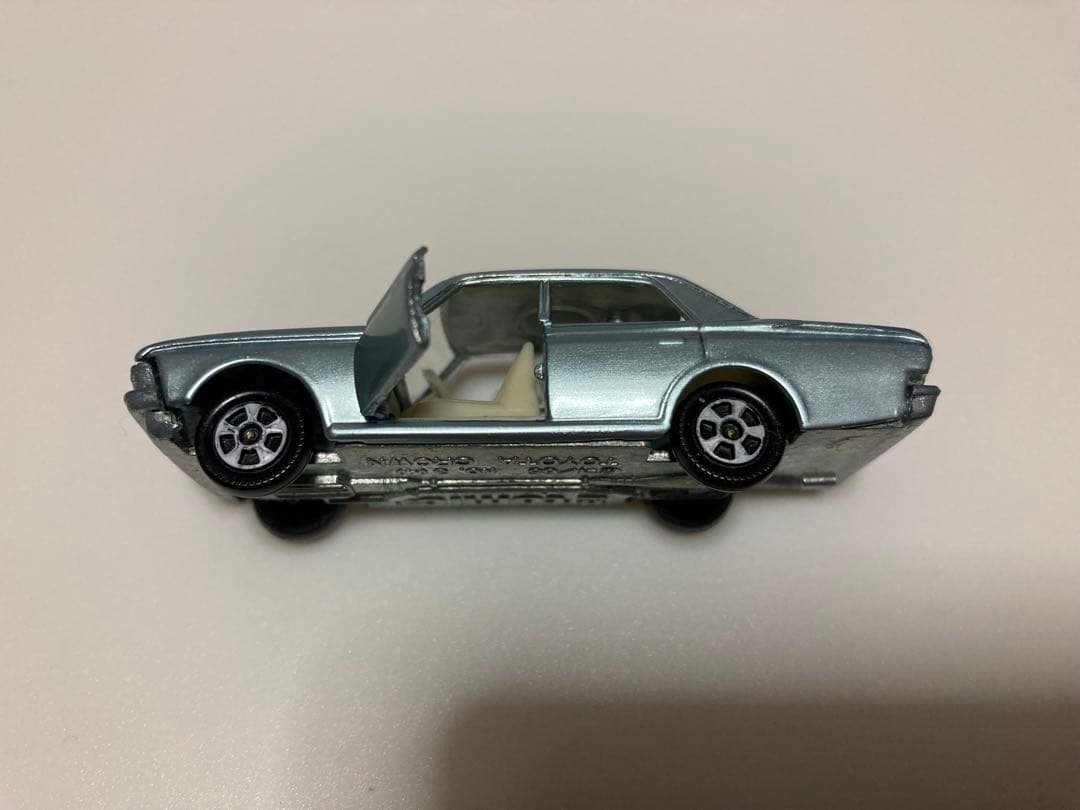 トミカ 日本製 クラウン スーパーデラックス 1Aホイール メタブルー