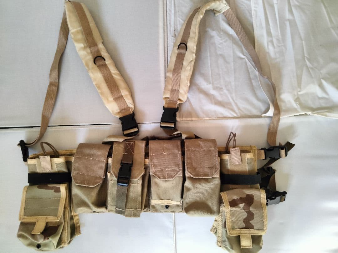 米軍放出ローカルメイド BHI ブラックホークLCPC型チェストリグKH/TAN