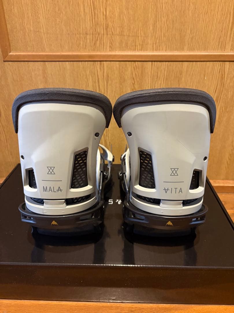 激安【美品】BURTON MALAVITA Lサイズ　バートン　マラビータ BURTON（バートン） 18-19 BURTON/バートン MALAVITA RE:FLEX