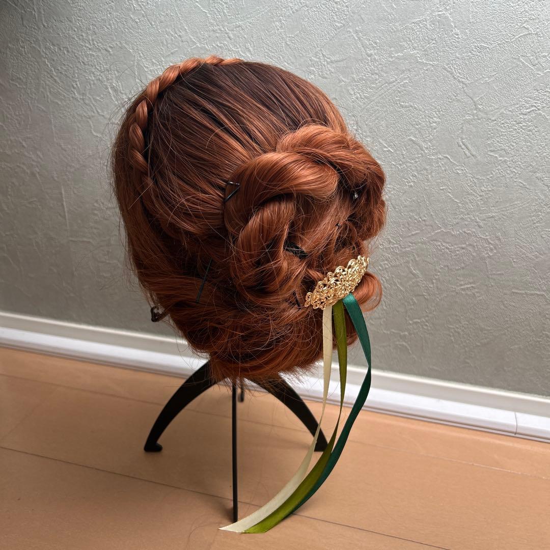 セール中【Dハロ仮装】アナ雪 戴冠式アナ ウィッグ