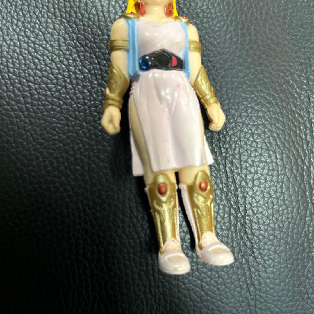 ダイの大冒険『冒険の勇者コレクション レオナ姫フィギュア』救出