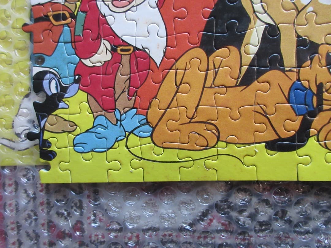 ジグゾーパズル『ディズニーキャラクター162大集合』2000ピース【中古