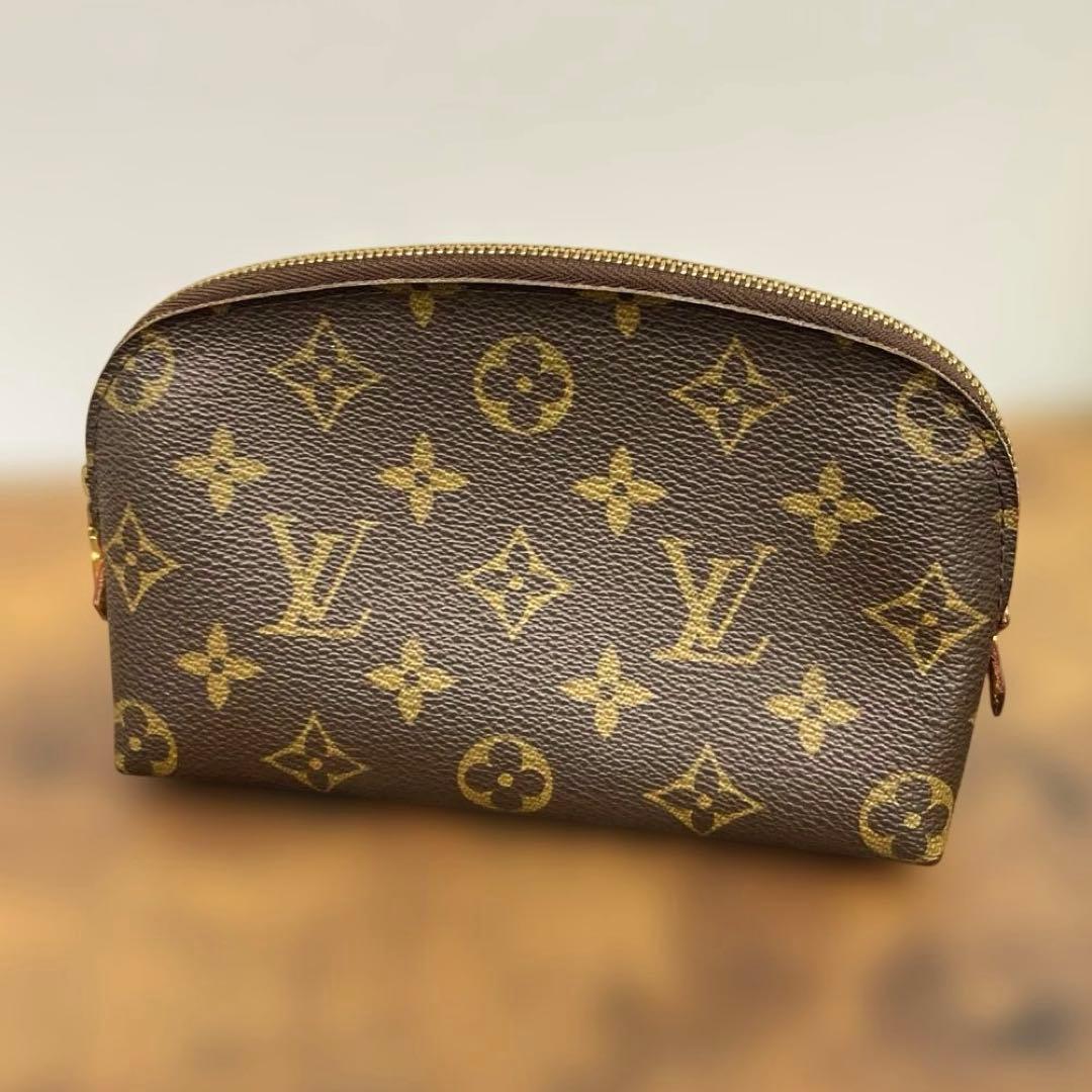 Louis Vuitton モノグラム ポーチ 中型