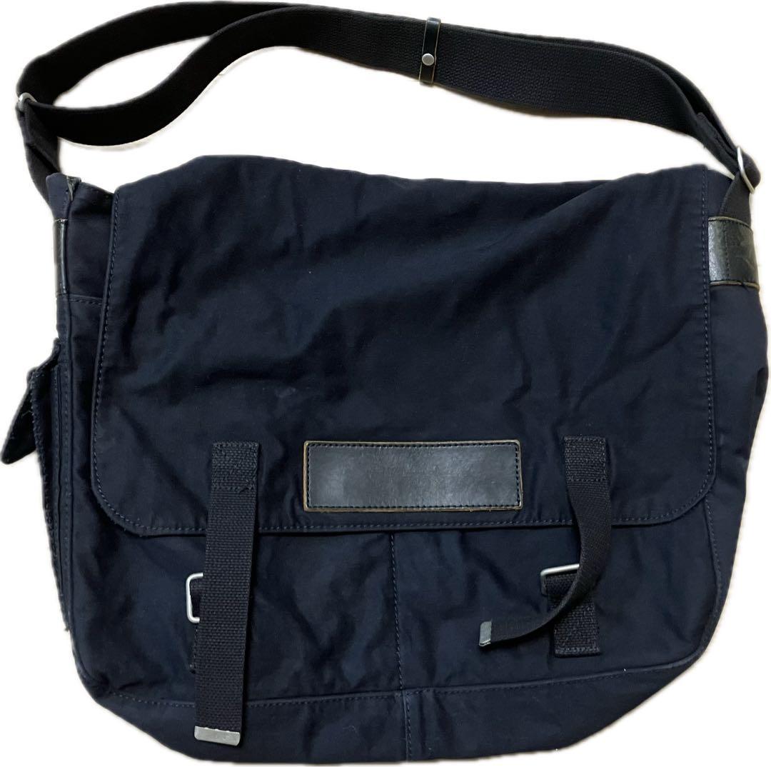 comme des garçons homme messenger bag