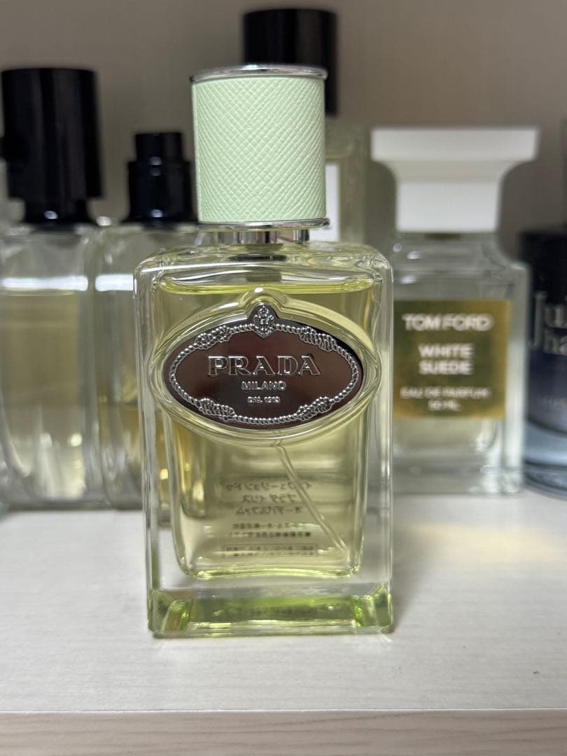 プラダ インフュージョン イリス オードパルファム 50ml ニュートリ インフュージョン ドゥ プラダ イリス オーデパルファム