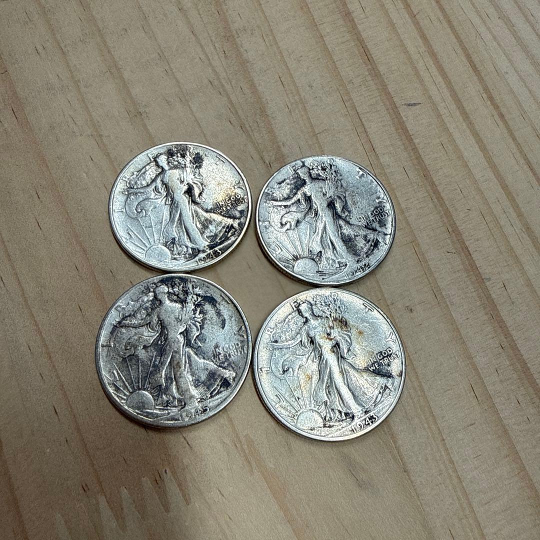 アメリカ　ウォーキングリバティ銀貨　4枚セット