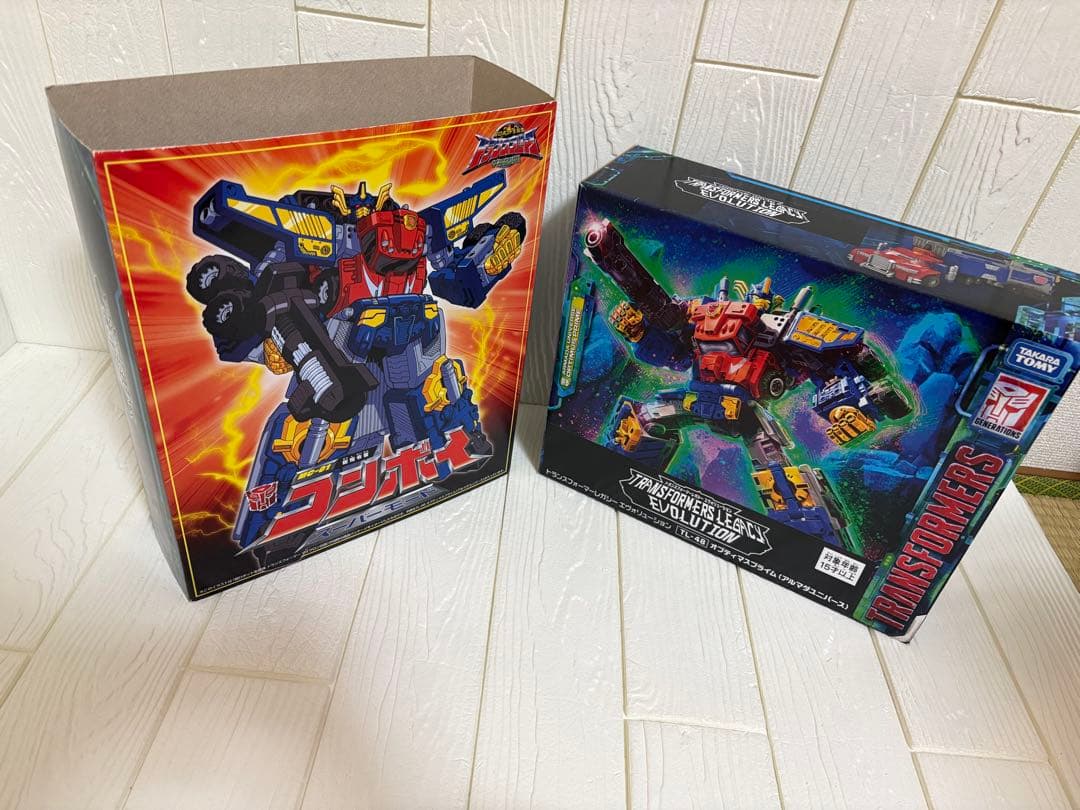 ♦︎【未開封】TL-48 オプティマスプライム 箱ダメ有 アルマダ レガシー