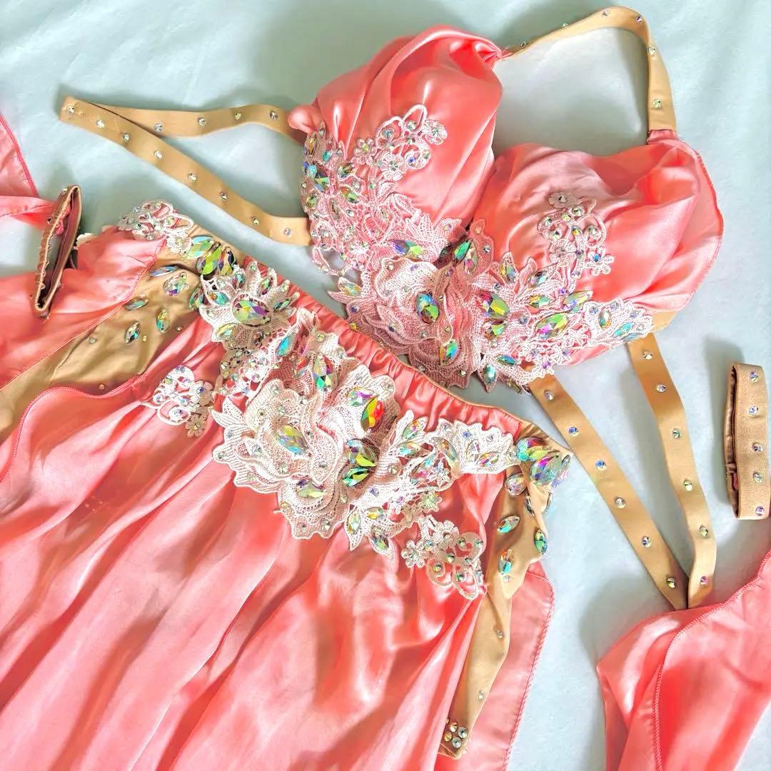 ベリーダンス 衣装　コスチューム　ピンク セットアップ 送料無料】やわらかな気品のピンクレースのセットアップ｜ベリーダンス