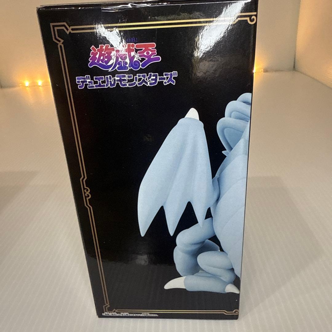新品】 遊戯王 ブルーアイズ・トゥーン・ドラゴン フィギュア