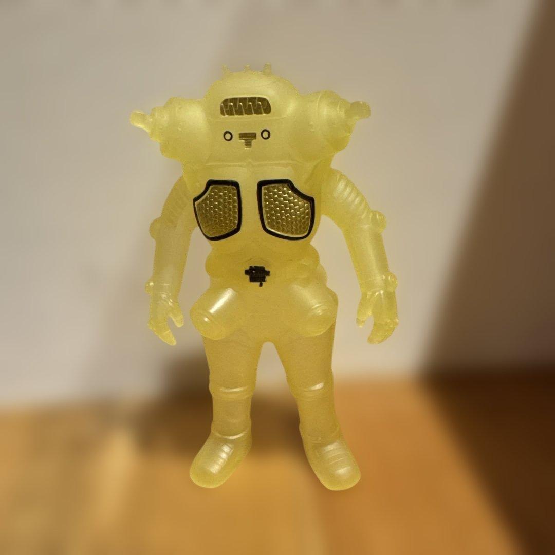 ウルトラマン　宇宙ロボット キングジョー 分離、合体時発光カラーver ソフビ