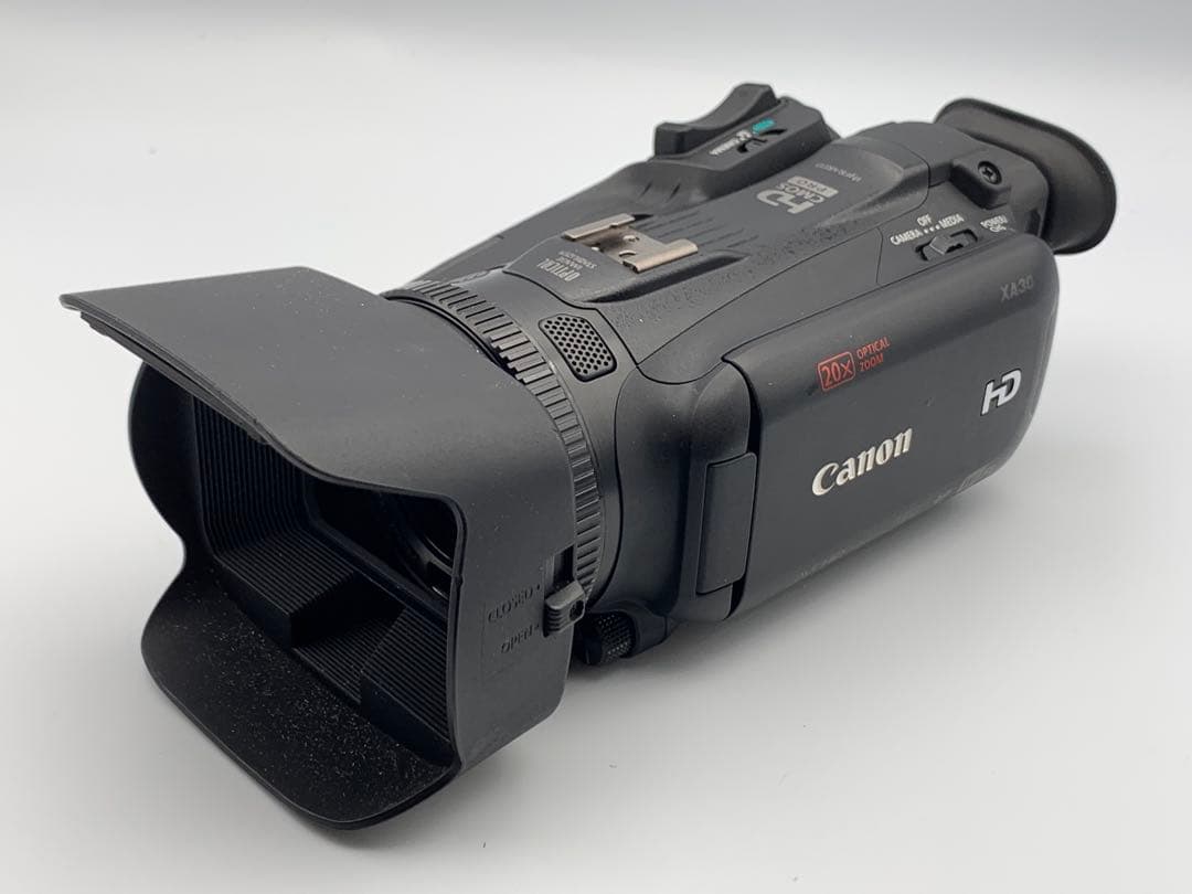 Canon XA30 業務用ビデオカメラ 美品 専用バッグ付 キャノン Canon