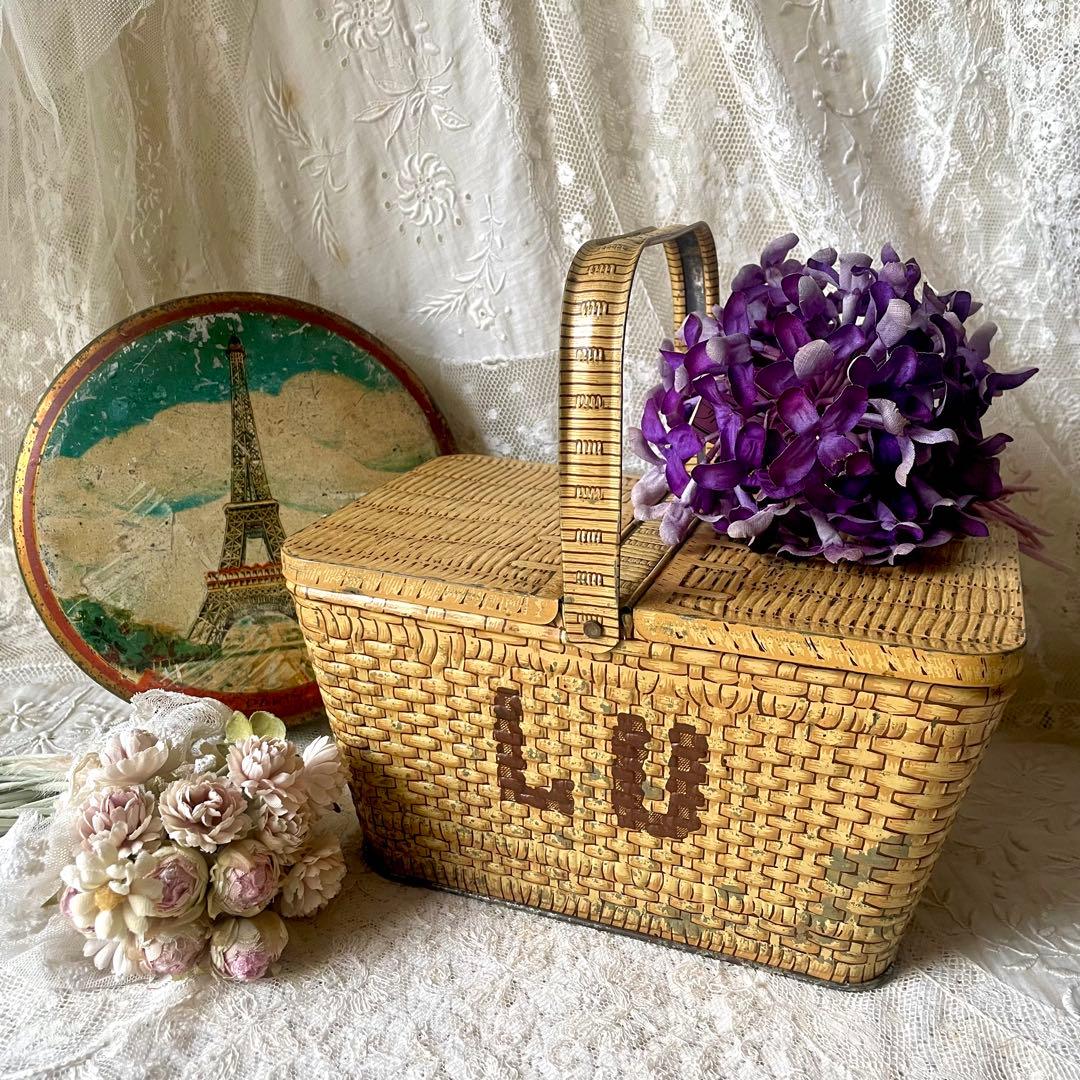 LUビスケットバスケットティン缶&エッフェル塔円形ティン缶 フランス